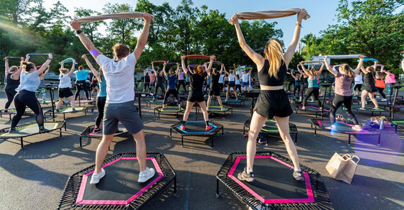 Hüpfbegeisterte kamen zur Jumping-Party | Foto: Tobias Hopfgarten