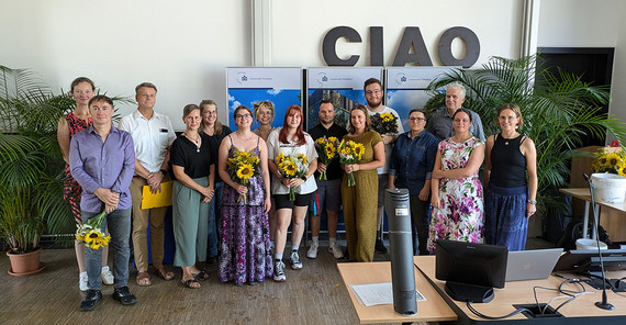 Verabschiedung der auslernenden Auszubildenden mit den Fachausbilderinnen und -ausbildern. Verabschiedung der auslernenden Auszubildenden mit den Fachausbilderinnen und -ausbildern.