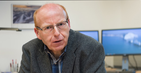 Studiendekan Prof. Dr. Bernd Schmidt. Foto: Karla Fritze. Studiendekan Prof. Dr. Bernd Schmidt. Foto: Karla Fritze.