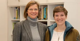 Prof. Dr. Anja Linstädter (links) und Liana Kindermann (rechts)