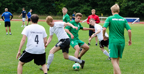 Welches Team gewinnt, ist auch eine Frage der Wahrscheinlichkeit. Foto: Thomas Roese. Welches Team gewinnt, ist auch eine Frage der Wahrscheinlichkeit. Foto: Thomas Roese.