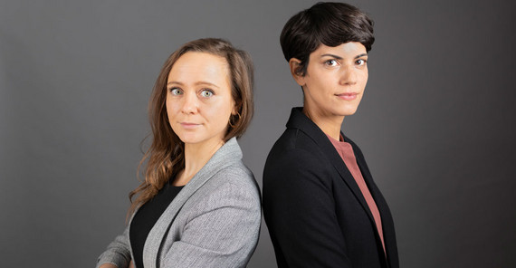 Gemeinsam gegen Rassismus an der Hochschule. Die zentrale Gleichstellungsbeauftragte Christina Wolff (links) und die Referentin für Chancengleichheit und Diversity Dr. Nina Khan (rechts). | Foto: Thomas Roese Gemeinsam gegen Rassismus an der Hochschule. Die zentrale Gleichstellungsbeauftragte Christina Wolff (links) und die Referentin für Chancengleichheit und Diversity Dr. Nina Khan (rechts). | Foto: Thomas Roese
