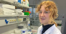Valeriya Denisova im Labor am Großbeerener Leibniz- Institut für Gemüse- und Zierpflanzenbau.