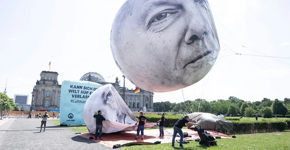 Aktion vor dem Reichtstag