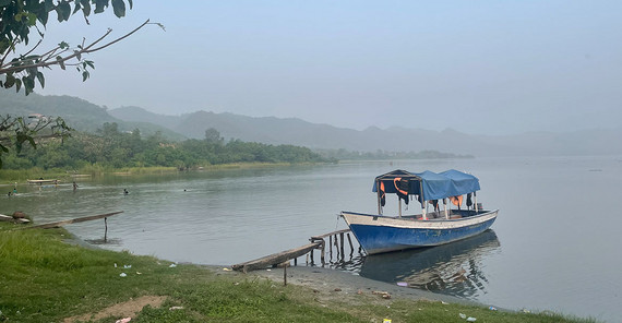 On the shores of Lake Bosomtwe On the shores of Lake Bosomtwe