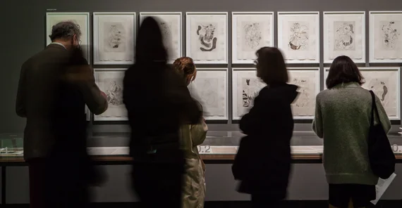 Die Ausstellung "Neolithische Kindheit". Foto: Laura Fiorio/HKW.