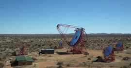 Foto: Christian Föhr/H.E.S.S.Kollaboration - H.E.S.S.-Teleskope im Khomas Hochland in Namibia