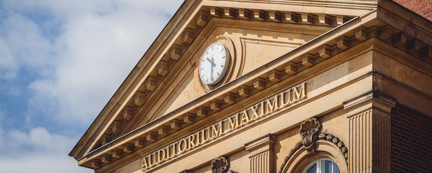 Building Auditorium Maximum