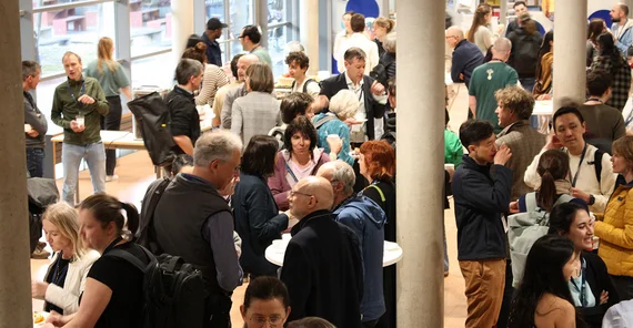 Blick in die Menge der Besuchenden der Tagung.