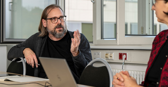 Prof. Dr. David Schlangen im Interview.