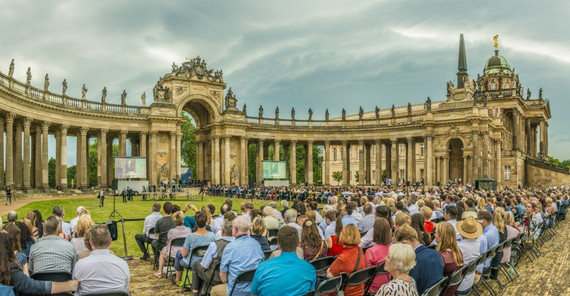 Bei der Absolventenverabschiedung 2017 (Foto: Ernst Kaczynski) Bei der Absolventenverabschiedung 2017 (Foto: Ernst Kaczynski)