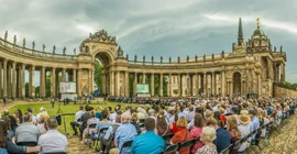 Bei der Absolventenverabschiedung 2017 (Foto: Ernst Kaczynski)